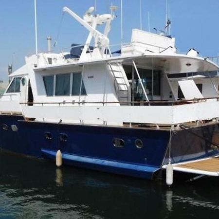 Hotel Your Own Private Yacht San Adrián de Besós Zewnętrze zdjęcie