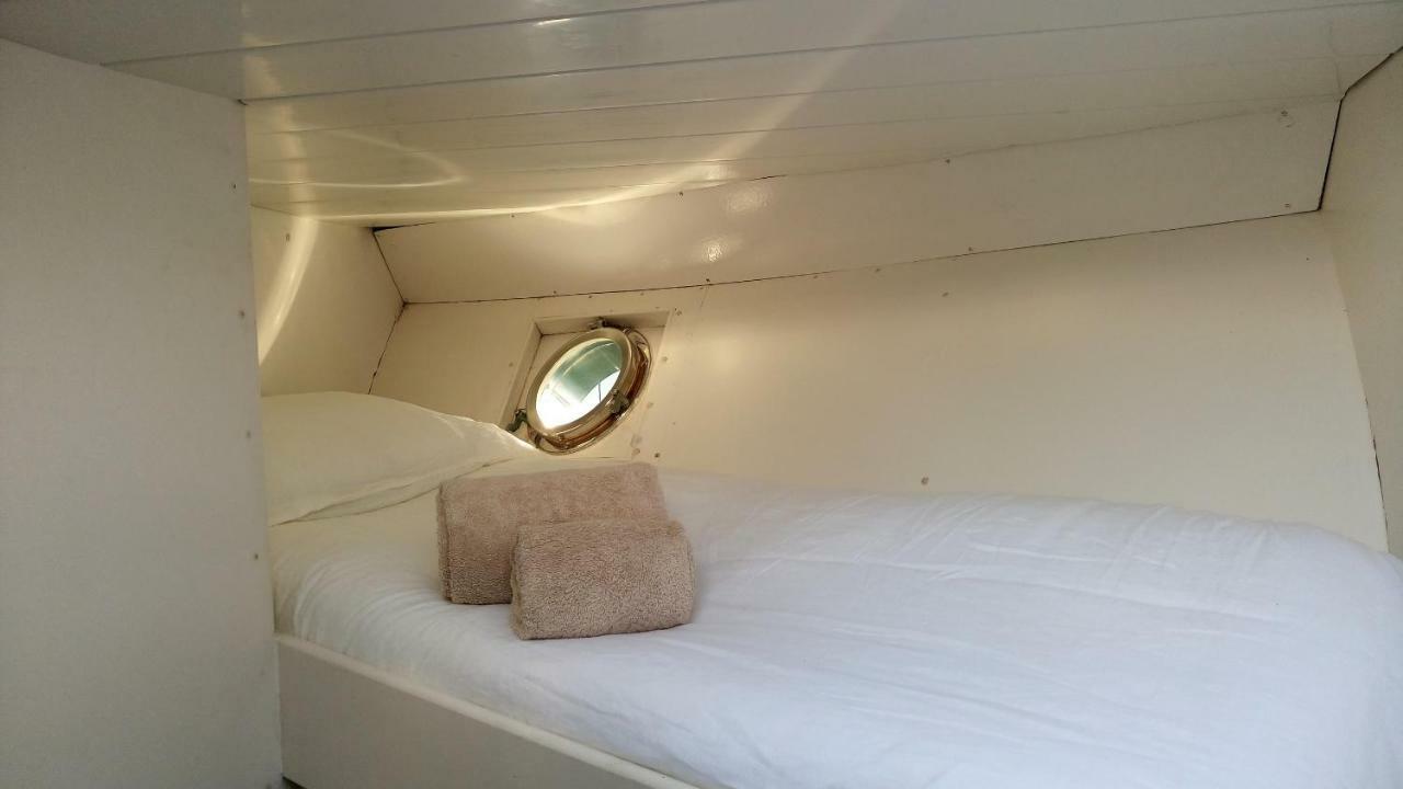 Hotel Your Own Private Yacht San Adrián de Besós Zewnętrze zdjęcie