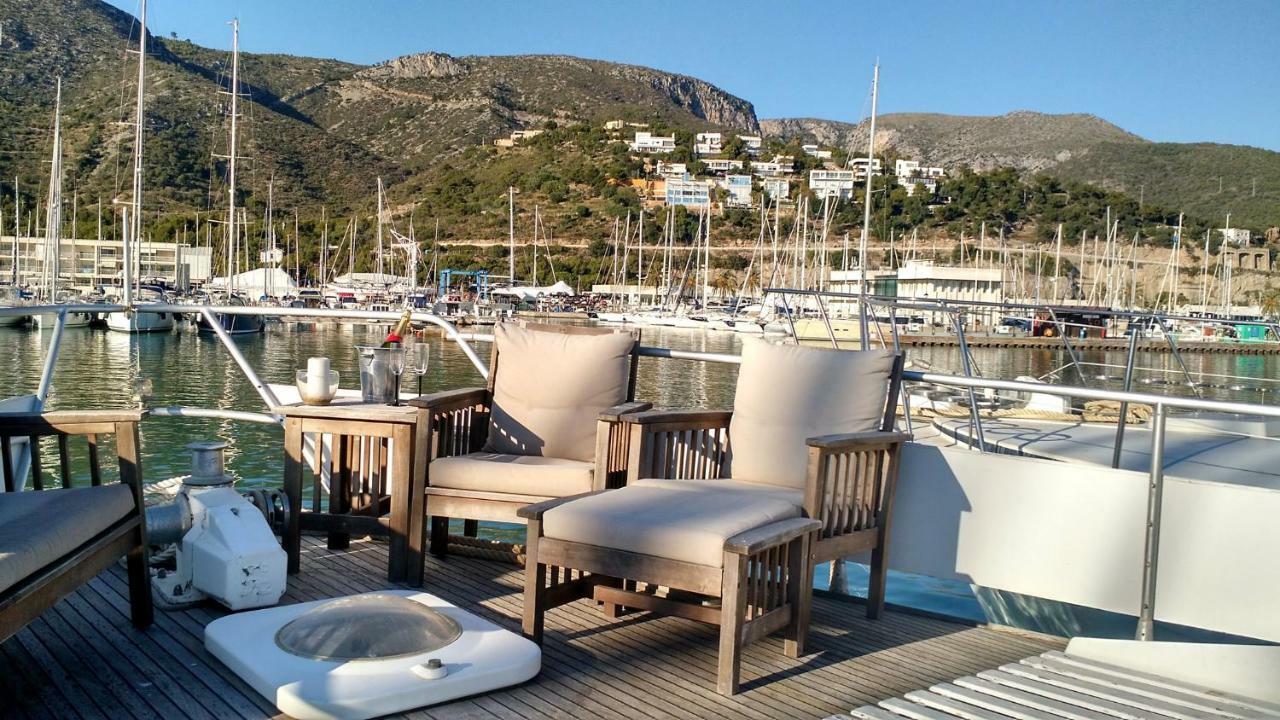 Hotel Your Own Private Yacht San Adrián de Besós Zewnętrze zdjęcie